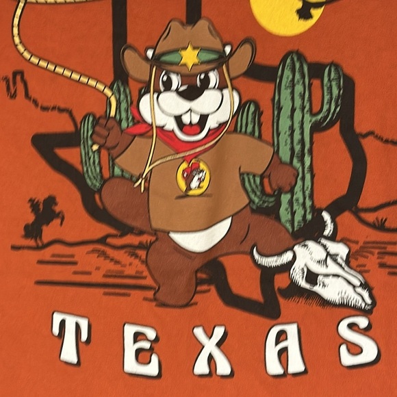 The one & only famous Buc-ee’s Texas Graphic T-Shirt!  Size: Adult Small - Picture 3 of 6